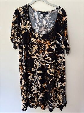 ellos Black Floral V-Neck Long Tunic Top with Cream and Brown Accents